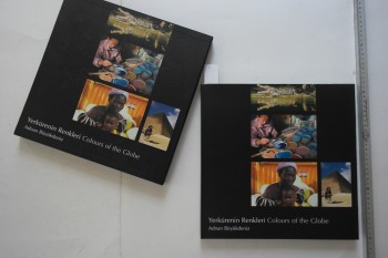 Yerkürenin Renkleri – Adnan Büyükdeniz (Ciltli Şömizli Kutulu)