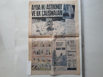 Hürriyet Gazetesi - 21 Temmuz 1969 , Asrın Resmi Manşetli ( Aydan İlk Çalışma Fotoğrafı Geldi)