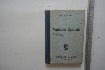 Vadideki Zambak – H. De Balzac , İnkılap ve AKA Kitabevi , 210 s. (Ciltli)