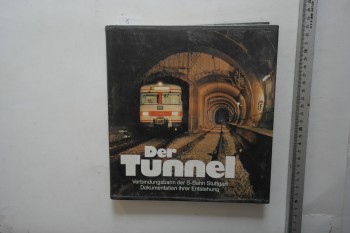 Per Tunnel – Verbindungsbahn der S-Bahn Stuttgart , 226 s. (Ciltli Şömizli)