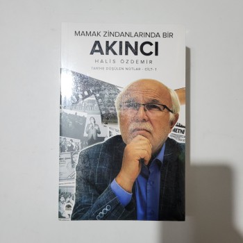 Halis Özdemir - Tarihe Düşülen Notlar (Jelatininde , 3 Kitap)
