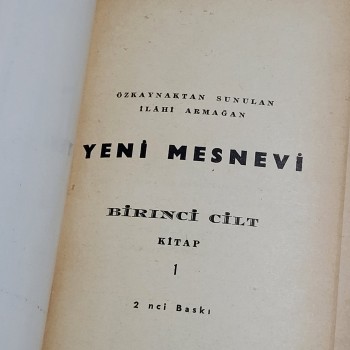 Yeni Mesnevi (Ciltli) Cilt 1 - 1963 Baskı - 483s.