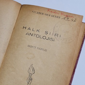 Halk Şiiri Antolojisi (Ciltli) - 1950 Varlık Yayınları - Yazar: Eflatun Cem Güney - 142s.