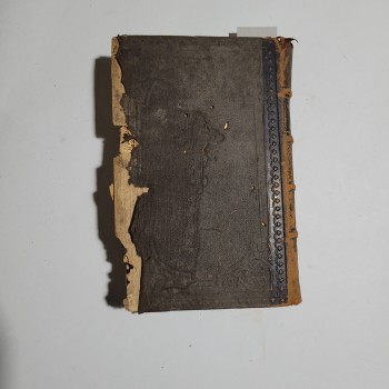 Vaizlerin 8. düzeninin ayinine göre tören (Latince, Ciltli), H. Dessain, 1869, 679 s.