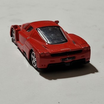 Ferrari Enzo 1/43 Metal lisanslı Oyuncak