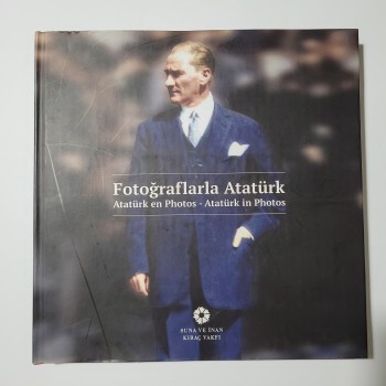 Fotoğraflarla Atatürk (Ciltli, Şömizli)