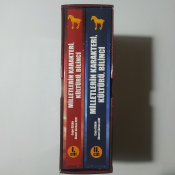 Milletlerin Karakteri, Kültürü, Bilinci (Kutulu, 2 Cilt Takım)