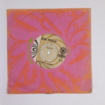 Ajda Pekkan - Kimler Geldi Kimler Geçti - Kaderimin Oyunu