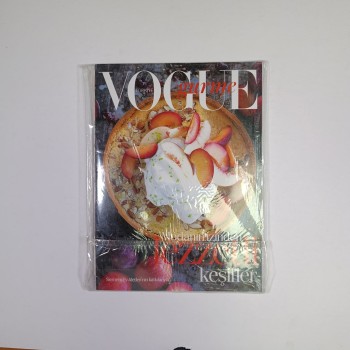 Vogue Türkiye Temmuz 2016 (Jelatininde, Gurme Dergisi Hediye)