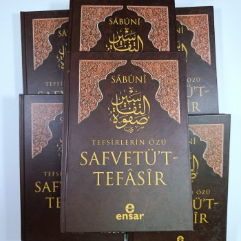 Tefsirlerin Özü Safvetü't Tefasir 6 Cilt