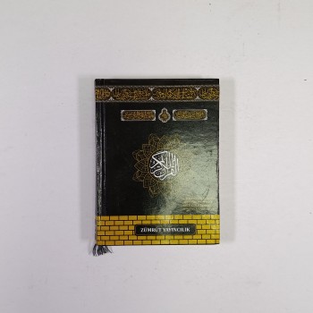 Kabe Orta Boy Kur'an - Zümrüt Yayıncılık (Ciltli)