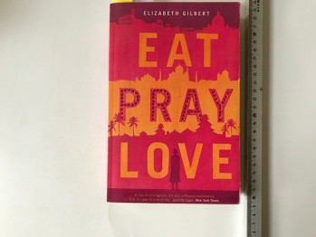 Eat Pray Love – Elizabeth Gilbert