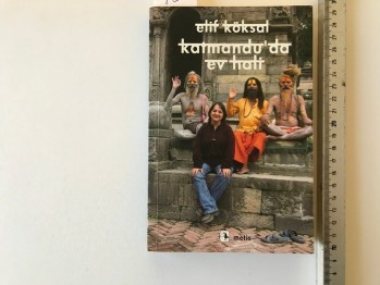 Katmandu’da Ev Hali – Elif Köksal (İmzalı)