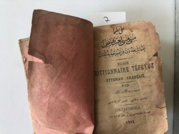 Dictionnaire Tefeyuz- Ali Yazima latin harfli türkçe fransızca sözlük harf devriminden 15 sene önce baskı