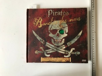Pirates Bandist Des Mers (Ciltli)