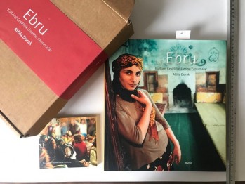 Ebru/ Kültürel Çeşitlilik Üzerine Yansımalar – Attila Durak (Ciltli, CD’li)