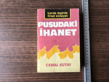 Pusudaki İhanet – Cemal Kutay