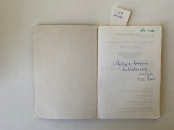 Anneannemin Erikli Bahçesi-Muzaffer İzgü(İmzalı)