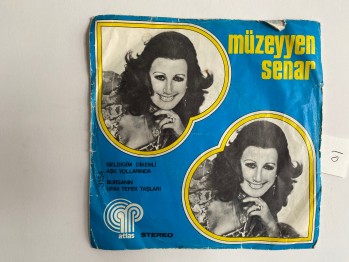 Gezdiğim Dikenli Aş Yollarında/Bursanın Ufak Tefek Taşları-Müzeyyen Senar