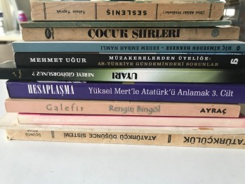 11 Adet  Kitap