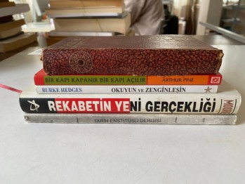 5 Adet Kitap