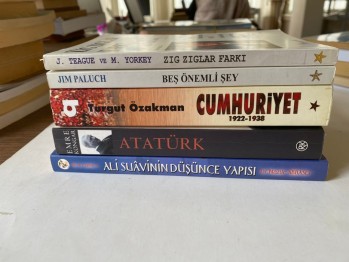 5 Adet Kitap
