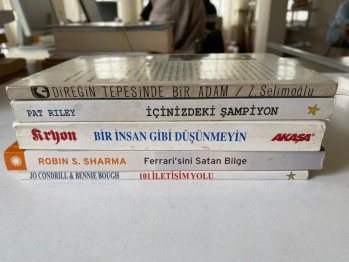 5 Adet Kitap