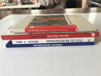 4 Adet Çocuk ve Gençlik Kitapları