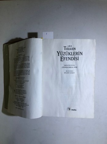 Yüzüklerin Efendisi – J.R.R. Tolkien (Ciltli), Metis, 2019, 1015 s.