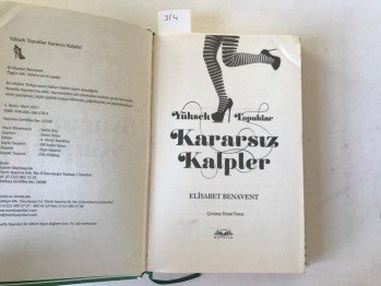 Yüksek Topuklar Kararsız Kalpler –Elisabet Benavent (Ciltli)