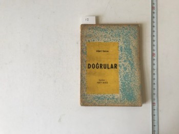 Doğrular – Albert Camus, Çeviren: Ferit Edgü, Ataç, 1964, 83 s.