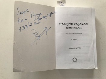 Haliç’te Yaşayan Sİmonlar- Hanefi Avcı (İmzalı)