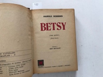 Betsy-Harold Robbıns(ciltli)