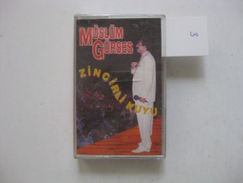 Müslüm Gürses-Zincirli Kuyu