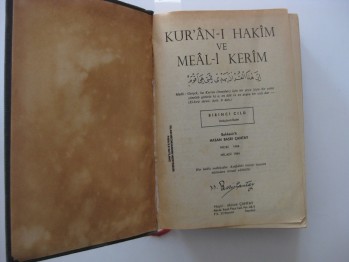 Kur’an-ı Hakim ve Meal-i Kerim –3 cilt beraber- Balıkesir’li Hasan Basri Çantay (Ciltli) / İslam, 1984, 1252 s.
