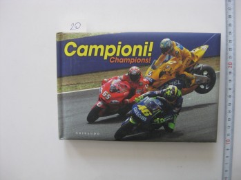 Campioni! Champions! / Gribaudo, 185 s.