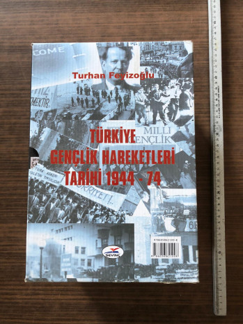 Turhan Feyzioğlu - Türkiye Gençlik Hareketleri Tarihi