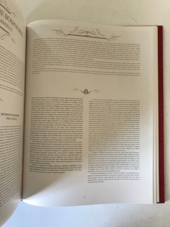 Antoine Igmace Melling - A Picturesque Voyage To Constantinople and The Shones Of The Bosphorus - Voyage Pittores De Constantinople Et Des Rives Du Bosphore - İstanbul ve Boğaz Kıyılarına Pitoresk Seyahat (Kutulu,Ciltli) / Denizler Kitapevi, 267 s.