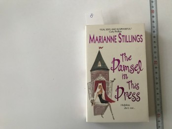 The Pamsel İn This Press-Marıanne Stıllıngs