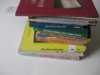 Adresi Bilinmiyor+29 Kitap Lot