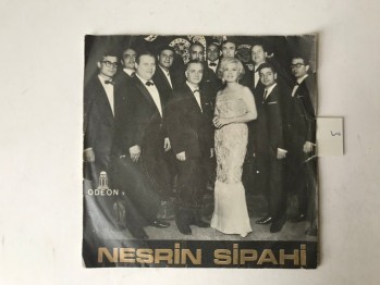 Kederli Günlerimde, Sus Sus Sus – Nesrin Sipahi