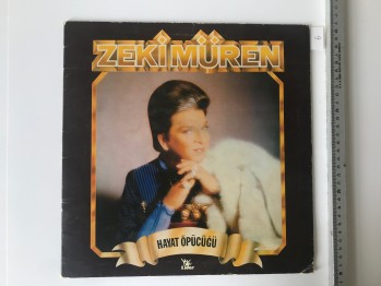 Hayat Öpücüğü – Zeki Müren - Lider