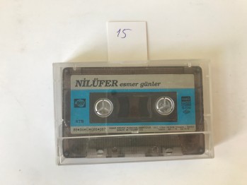 Nilüfer – Esmer Günler
