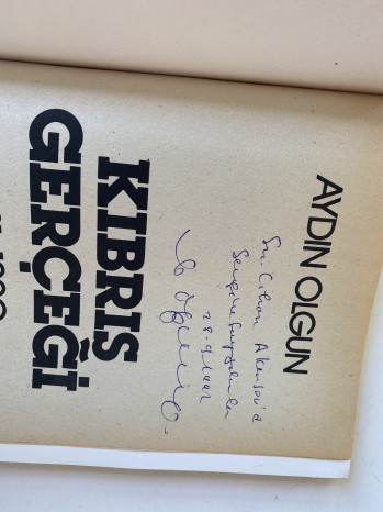 Kıbrıs Gerçeği 1931-1990 – Aydın Olgun (İmzalı), 178 s.