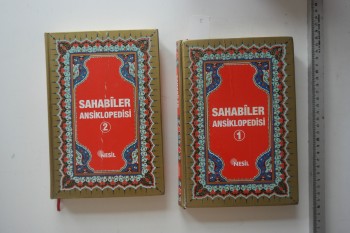 Sahibeler Ansiklopedisi , Nesil Araştırma Merkezi Yayınevi , 2 Cilt