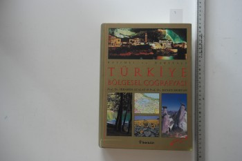 Türkiye Bölgesel Coğrafyası – Prof. Dr. İbrahim Atalay ve Kenan Mortan , İnkılap Yayınevi , 576 s.