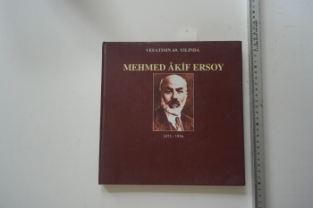 Mehmet Akif Ersoy – M. Ertuğrul Düzdağ , Asır Ajans , 76 s.