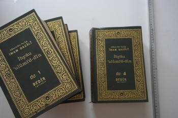 İhya-u Ulumi’d Din - İmam Gazali , 4 CiltTakım,Bedir Yayınevi , 1975