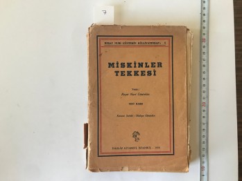 Miskinler Tekkesi – Reşat Nuri Güntekin (Matbu İmzalı), İnkılap, 1958, 211 s.