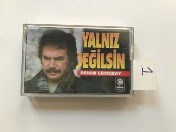 Yalnız Değilsin – Orhan Gencebay